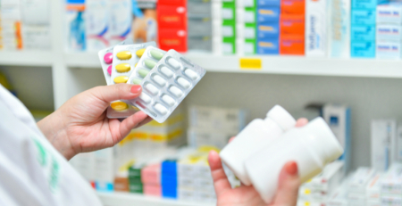 Associação alerta para barreiras que impedem adoção de medicamentos biossimilares