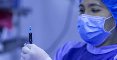 Pessoas com diabetes e com mais de 18 anos já podem agendar o reforço da vacina contra a COVID-19
